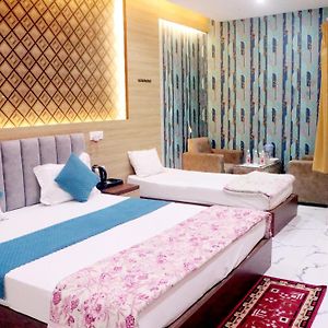 Rbs Hotel & Restaurant 5 Mint Walking Distance From Ram Janam Bhumi